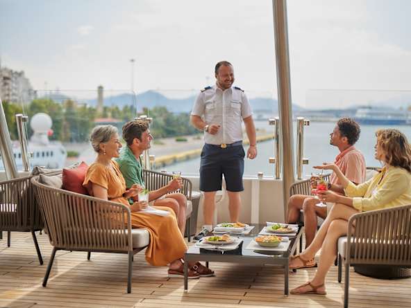 Yacht Club